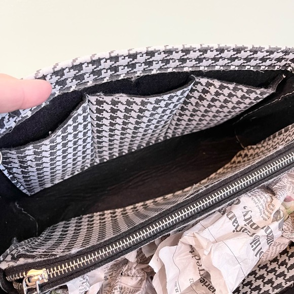 ZTUGO Women's Black Houndstooth Lightweight Versatile Universal Organizer - Picture 5 of 10